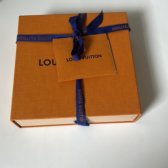 Louis Vuitton Small gift box - Picture 3 of 3
